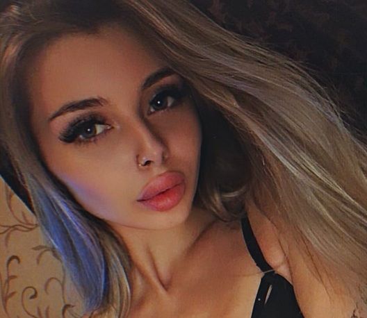 Куртизанка, которая ставит развлечения выше оценок: глубинное погружение в мир интимного досуга Куртизанка, которая ставит развлечения выше оценок: глубинное погружение в мир интимного досуга